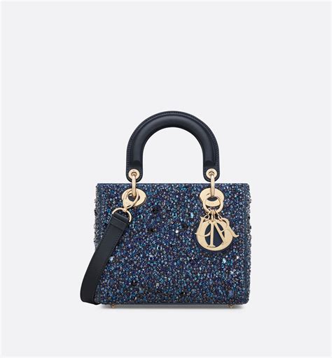 dior pochette con strass|Borsa piccola Lady Dior Raso con strass ricamati blu.